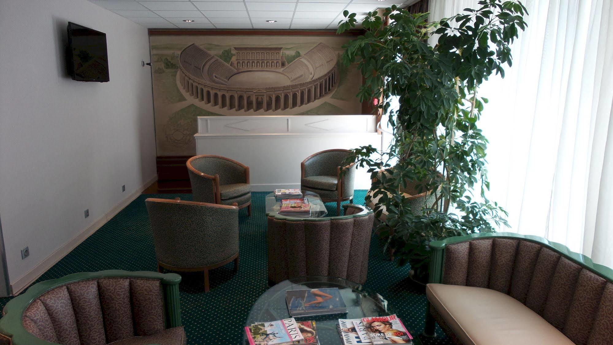 Des Arenes 3* Parigi