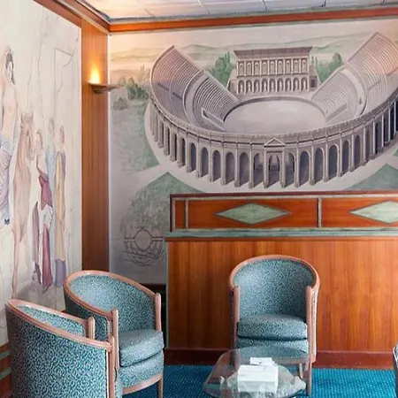 Hotel Des Arenes 3*