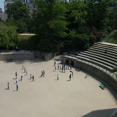 Des Arenes