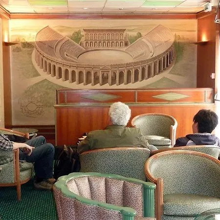 Hotel Des Arenes Parigi