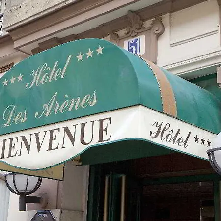 Des Arenes 3*