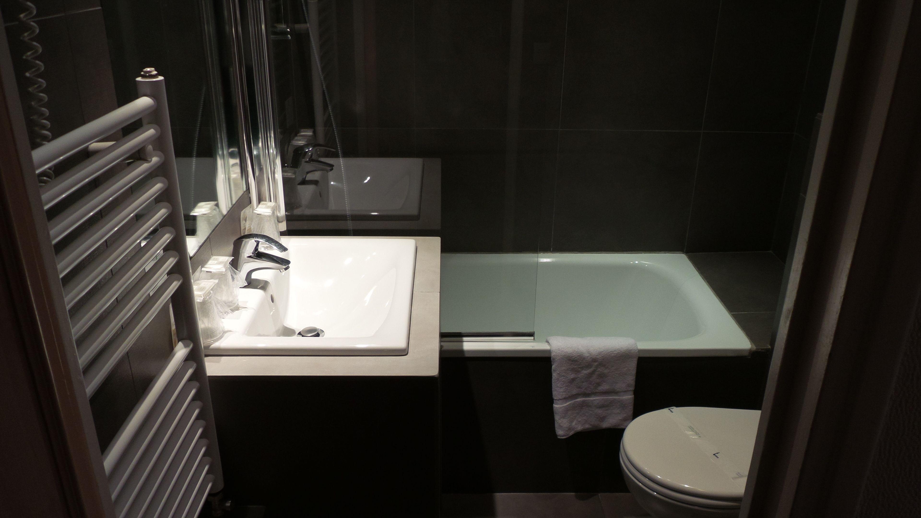 Des Arenes Hotel 3*